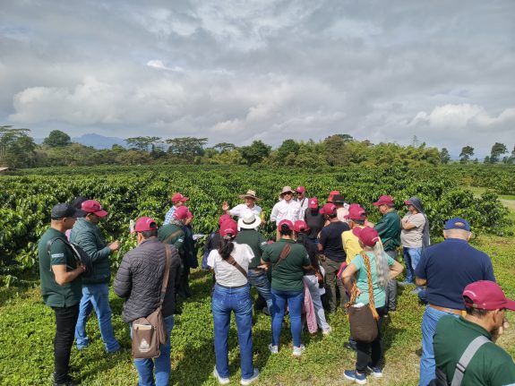 Líderes gremiales de Santander fortalecen sus habilidades de liderazgo